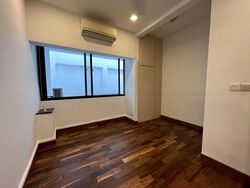 Townhouse Apartments (D9), Apartment #454494411